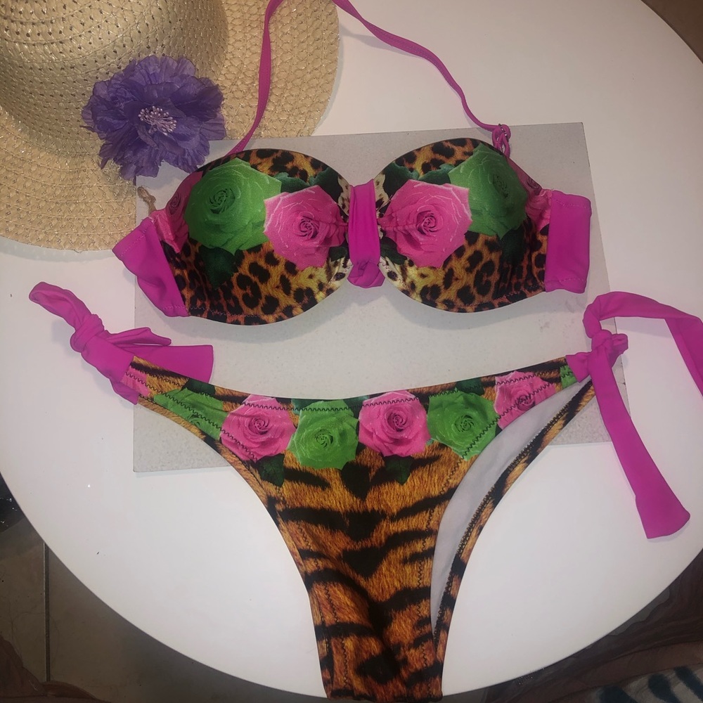 Bathing suit 2 pieces